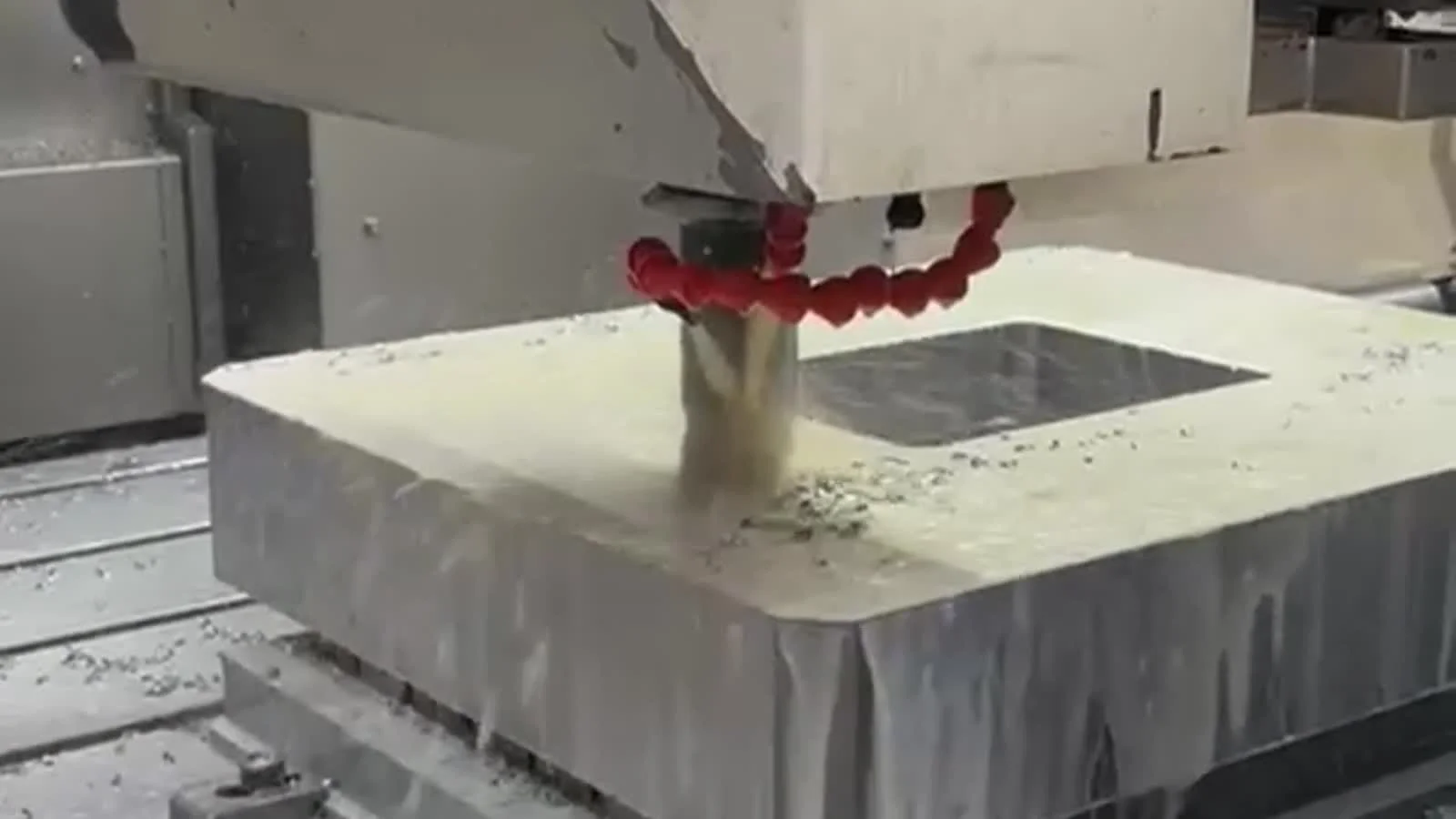 SN Magnet atölyesinden gerçek üretim görüntüsü